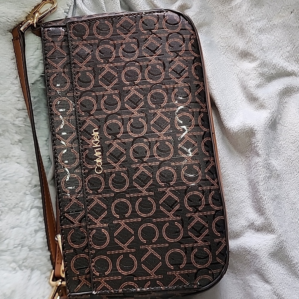 Calvin Klein crossbody